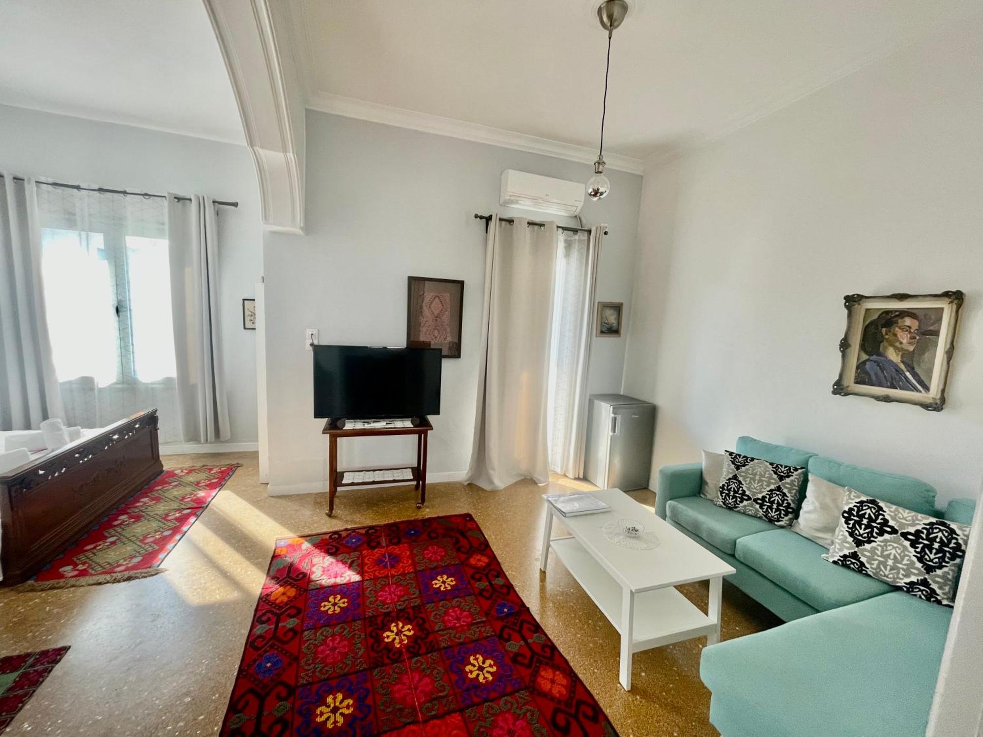 A Litte Taste Of Home Guest House Athens Exterior photo