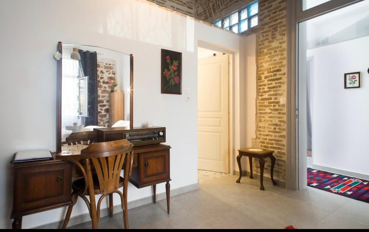 A Litte Taste Of Home Guest House Athens Exterior photo